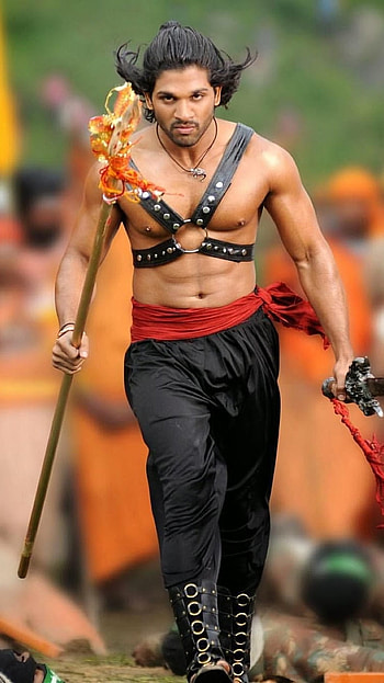 Allu Arjun Pushpa, Badrinath Movie HD phone wallpaper