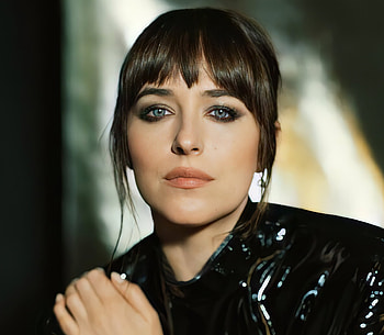 2022 Dakota Johnson, The Hollywood Reporter HD wallpaper