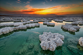 Dead Sea attractions, Israel's natural wonder, Graceful beauty, Travel inspiration HD wallpaper