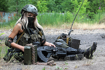 Blonde all ready for Trouble, model, blonde, combat, rifle, uniform HD wallpaper