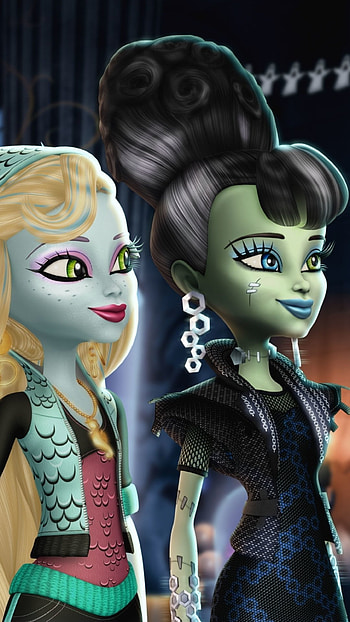Monster High Ghouls Rule, High-quality products, Quirky style, Fascinating world HD phone wallpaper