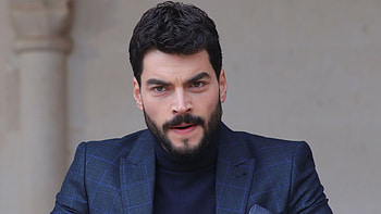 Pin en Akin Akinozu, Akin Akinozu's , Stylish , Fashion-forward HD wallpaper