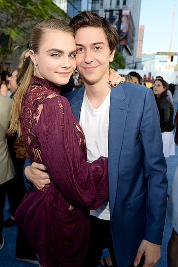 Nat Wolff, Cara Delevingne, MTV Movie Awards, Ship HD phone wallpaper