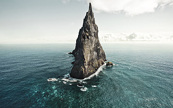 Pyramid Australia Sea, sea, australia, world, nature HD wallpaper