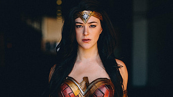 Cosplay, girl model, pretty, Wonder Woman HD wallpaper