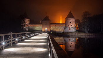 Trakai Island Castle Lithuania, trakai island, night graphy, castle, lithuania HD wallpaper