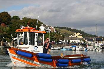 Water Taxi, Dartmouth Devon, Accommodation guide, Taxi number HD wallpaper