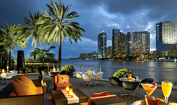 Cities, Palms, Usa, City, Ocean, United States, Bay, Miami, Cafe, Café, Tables, Florida, Coffee Tables HD wallpaper