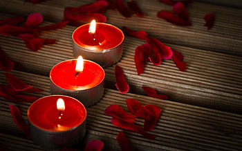 Candles, Shine, Light, Miscellanea, Miscellaneous, Petals, Surface HD wallpaper