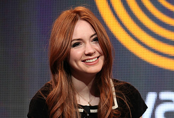 Red head, smile, Karen Gillan, actress HD wallpaper