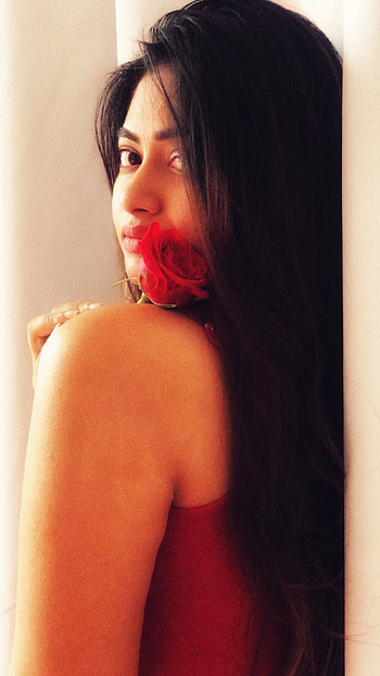 Shalin zoya, malayalam actress HD phone wallpaper