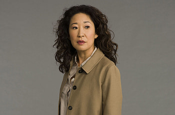 Killing Eve, Sandra Oh, Battle with mental health, Personal struggle HD wallpaper