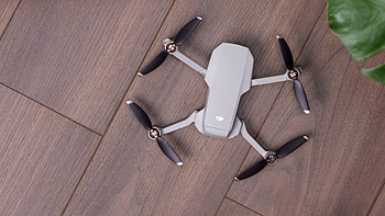 DJI Mini 2 drone, Ultra-light body, video, Ocusync connectivity HD wallpaper