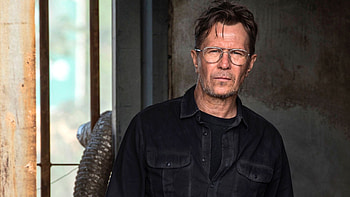 Gary Oldman, Olga Kurylenko, Action thriller, The Courier HD wallpaper