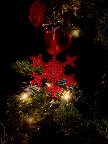 Holidays, New Year, Christmas, Christmas Tree, Garland, Decoration, Snowflake HD phone wallpaper