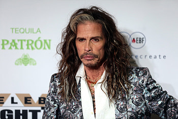 Steven Tyler, Call for non-violence HD wallpaper