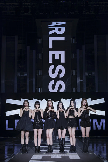 Le Sserafim first reactions, Group name, Pre debut media HD phone wallpaper