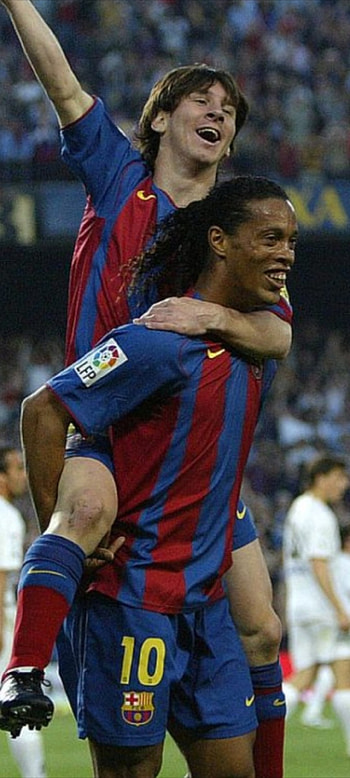 Messi and Ronaldinho, soccer, graph, football HD phone wallpaper