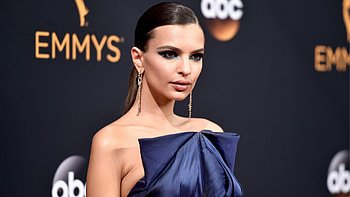 Emily Ratajkowski, Celebrity red carpet, background, Captivating beauty HD wallpaper