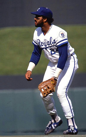 Willie Aikens, Baseball legend, Home run king, Athletic prowess HD phone wallpaper