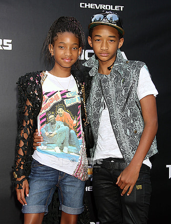 Willow Smith, Red carpet appearance, Transformers 3 premiere, Jaden Smith HD phone wallpaper