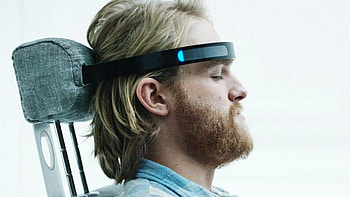 Black Mirror, Thought-provoking series, Raul's analysis, Unique storytelling HD wallpaper