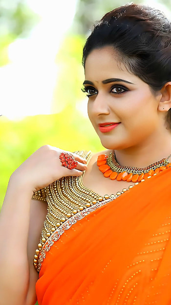 Kavya madhavan, malayalam actress, saree beauty HD phone wallpaper