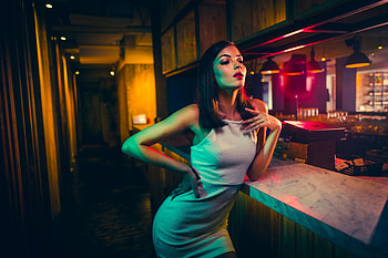 Girl In Bar, girls, model HD wallpaper
