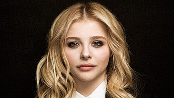 Chloe Grace Moretz Portrait 2018 , chloe-grace-moretz, chloe-moretz, celebrities, girls, portrait, closeup, face HD wallpaper