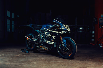 Fredrik Ericsson Yamaha R1 Front View, yamaha, bikes, yamaha-r1, 2018-bikes, behance, artist HD wallpaper