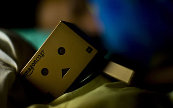 Miscellanea, Miscellaneous, Shadow, Box, Dream, Sleep, Robot, Blanket, Danboard HD wallpaper