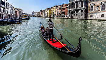 Venetian gondola, Private tour, Romantic ride, Traditional experience HD wallpaper