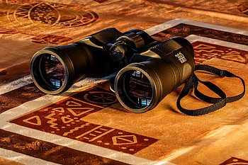 Gold, Reflection, Miscellanea, Miscellaneous, Glow, Lenses, Golden, Binoculars HD wallpaper