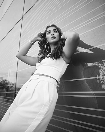 Pooja Hegde, eye, human_body, RADHESHYAM, POOJA_HEGDE HD phone wallpaper