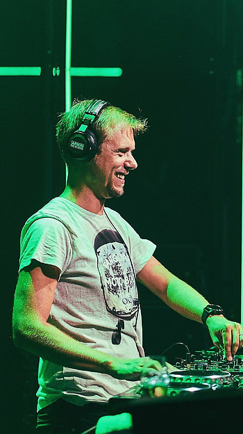Armin Van Buuren, Electronic dance music, Epic , Music lover's delight HD phone wallpaper