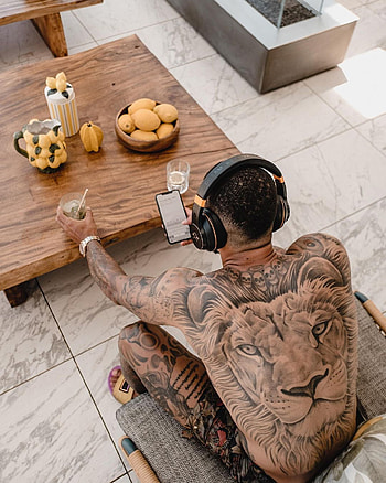 Memphis depay, hardwood, flooring HD phone wallpaper