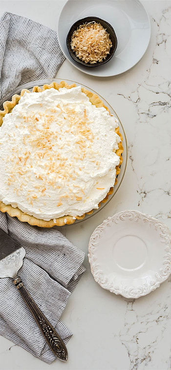 Pie and cake lay flat, Stunning visuals for 11, Irresistible dessert, Delectable treats HD phone wallpaper