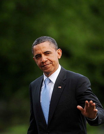 Obama , Top backgrounds, Barack and Michelle Obama HD phone wallpaper
