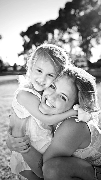 Mom Papa, Daughter HD phone wallpaper