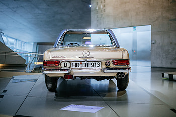 Classic Mercedes-Benz 230 SL - Stunning Ultra, car, classic car, Mercedes-Benz, Mercedes-Benz 230 SL HD wallpaper