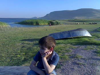 Time for meditation, sitting with the river, children, meditation HD wallpaper