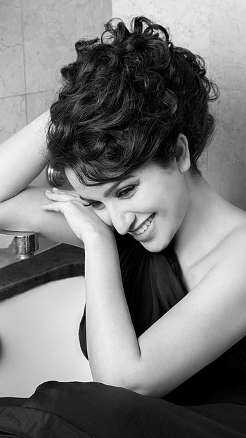 Tisca Chopra, bollywood actress, sexy gorgeous HD phone wallpaper