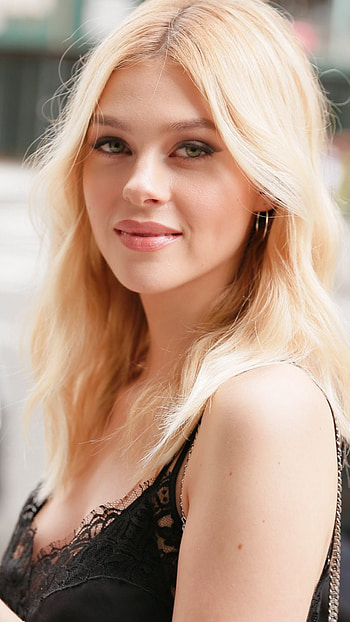 nicola peltz, face, hair HD phone wallpaper