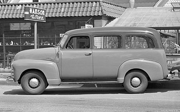 chevrolet suburban, building, chevrolet, wagon, suburban HD wallpaper