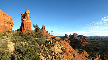 Boynton Canyon, Arizona - The Mystery Spire, sky, rocks, usa, trees, landscape, mountains HD wallpaper