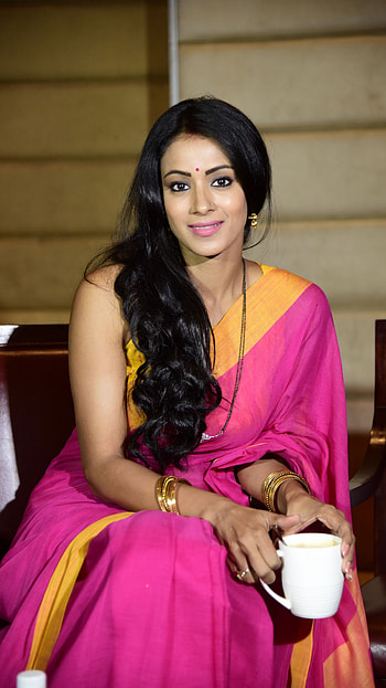 Barkha biswas, saree lover, actress HD phone wallpaper