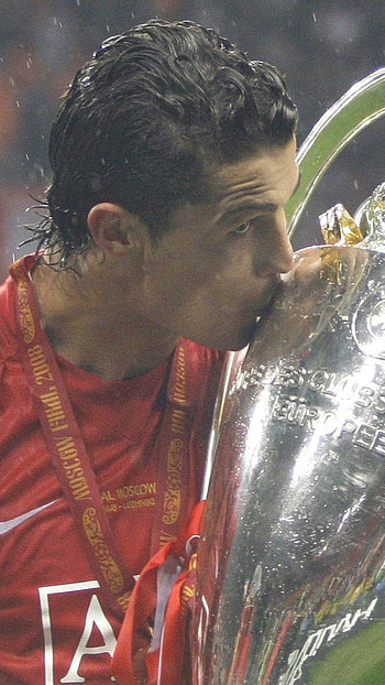 Winning time cr7, troph HD phone wallpaper