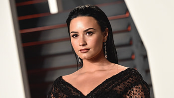 Demi lovato, beautiful singer, 2017 HD wallpaper