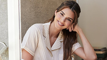 Kendall Jenner Moon Rose Mint Collection 2024, kendall-jenner, model, girls, celebrities HD wallpaper