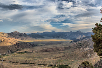 Toying at Toiyabe, skies, toiyabe, landscape, beautiful, beauty, mountain, scenery, clouds, sky, mountains, cloud HD wallpaper